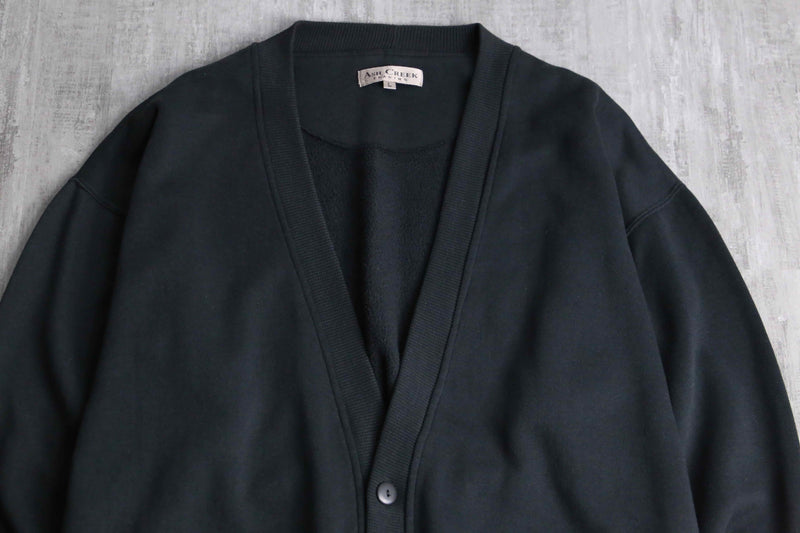 black wide sweat cardigan