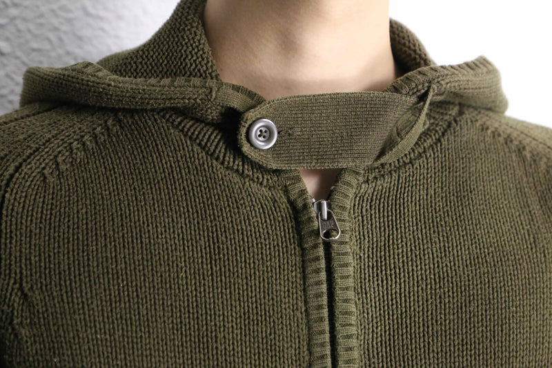 ”GAP” khaki color knit hoodie
