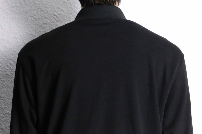 monotone front design polo shirt