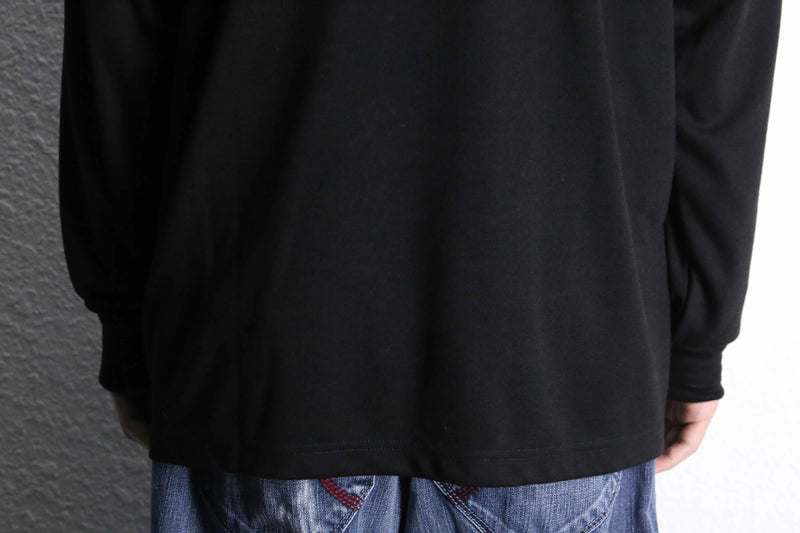 monotone front design polo shirt