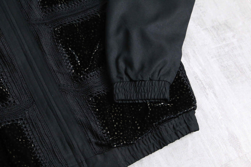 black velours switch design zip jacket