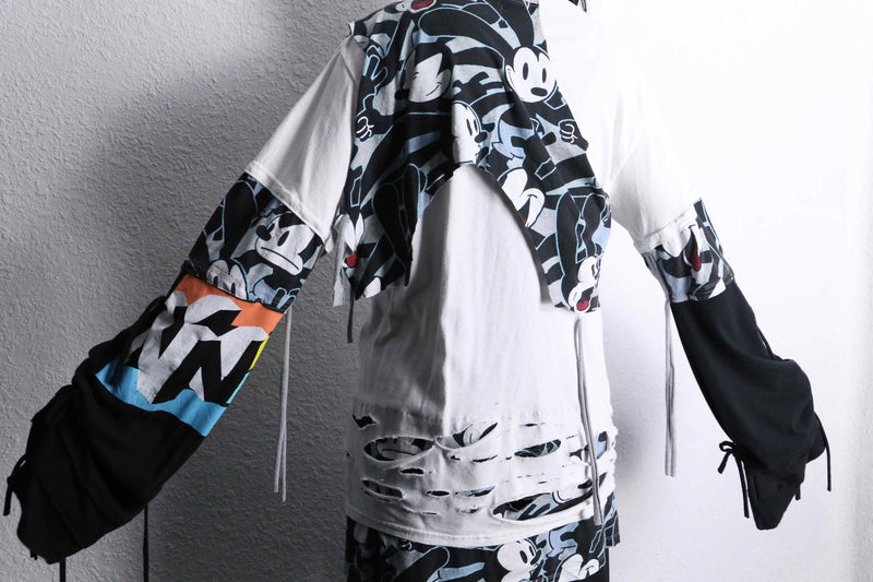 “Remake” 3P docking character chaos L/S tee