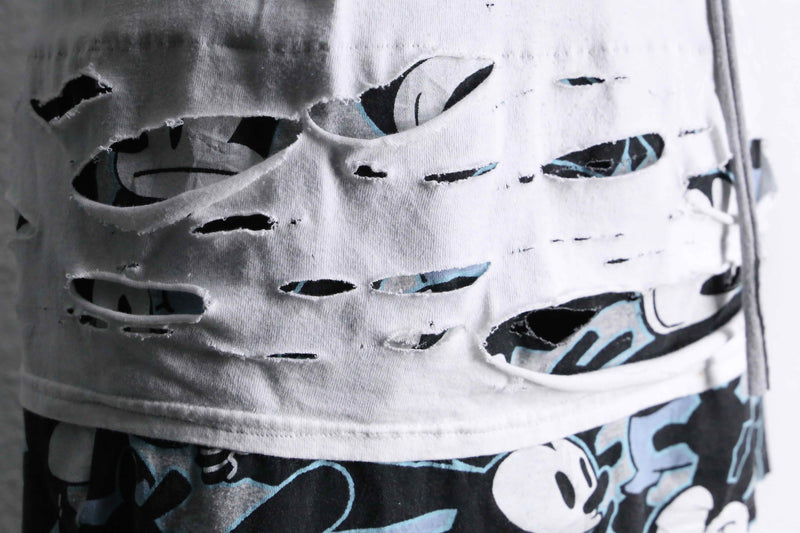“Remake” 3P docking character chaos L/S tee