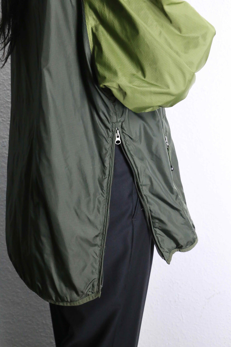 ''GAP''nylon pullover jacket