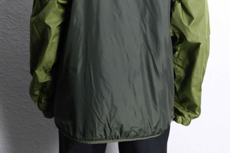 ''GAP''nylon pullover jacket