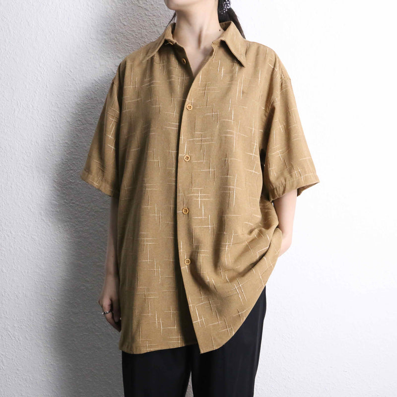 "PRONTI" light brown embroidery pattern S/S shirt