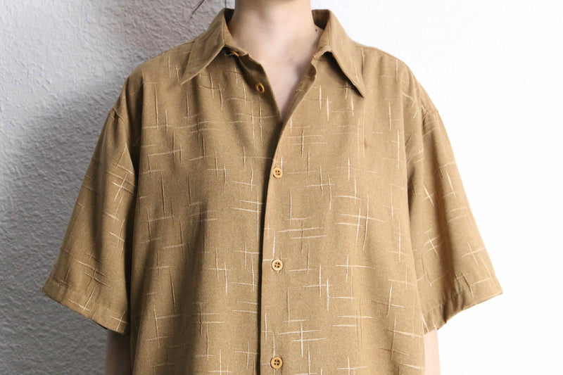 "PRONTI" light brown embroidery pattern S/S shirt