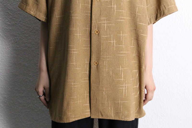 "PRONTI" light brown embroidery pattern S/S shirt