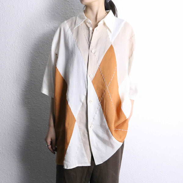 "PRONTI" geometry stitch design S/S shirt