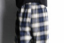 white&navy ombre check easy pants