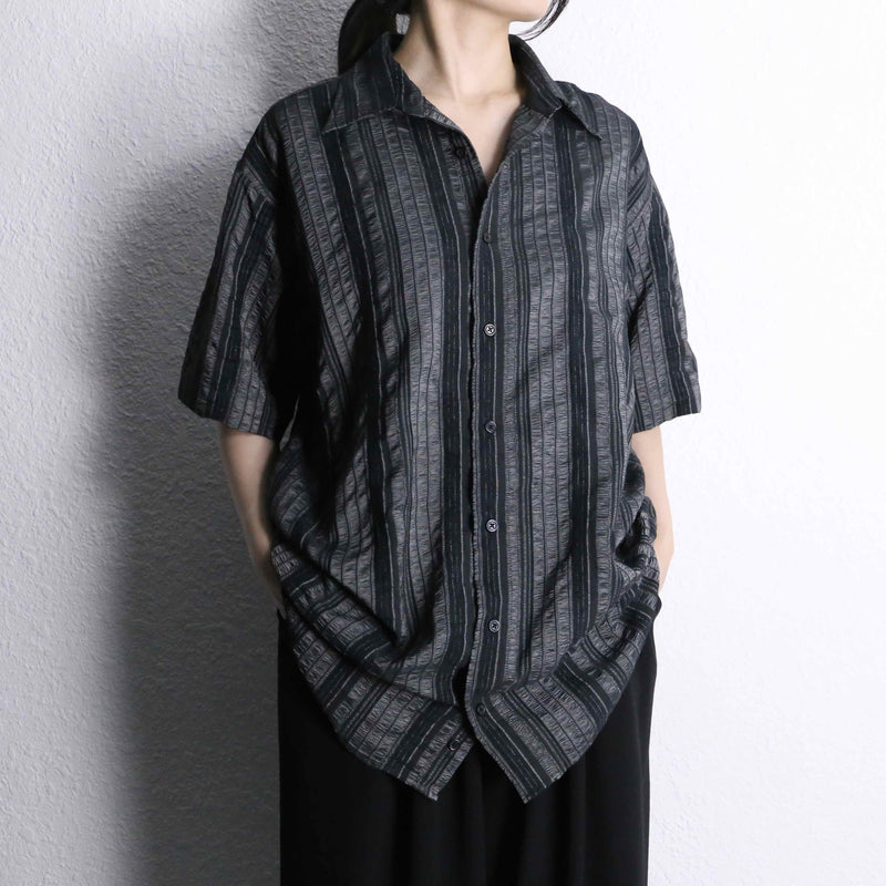 shiny black 3Dstripe design shirt