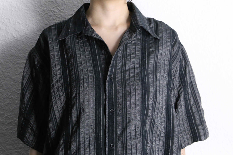 shiny black 3Dstripe design shirt