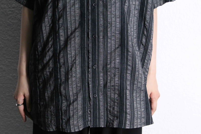 shiny black 3Dstripe design shirt
