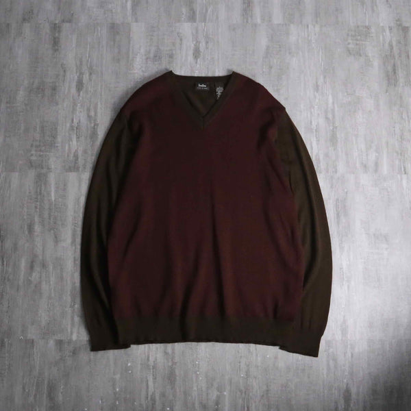 1990s Neiman Marcus herringbone pattern Vneck knit