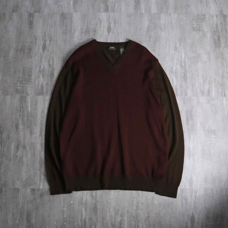 1990s Neiman Marcus herringbone pattern Vneck knit