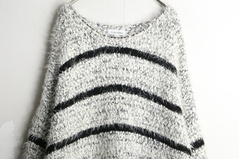 "Calvin Klein" border loose shaggy knit