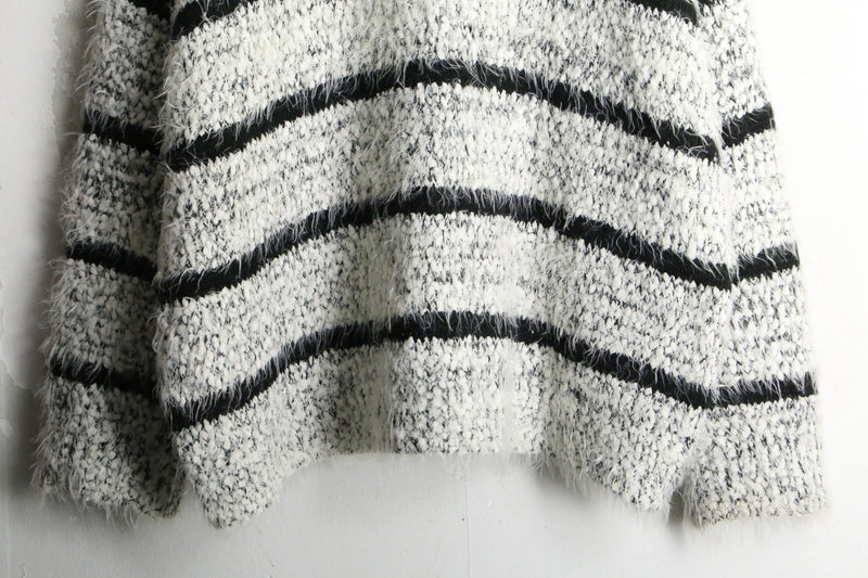 "Calvin Klein" border loose shaggy knit