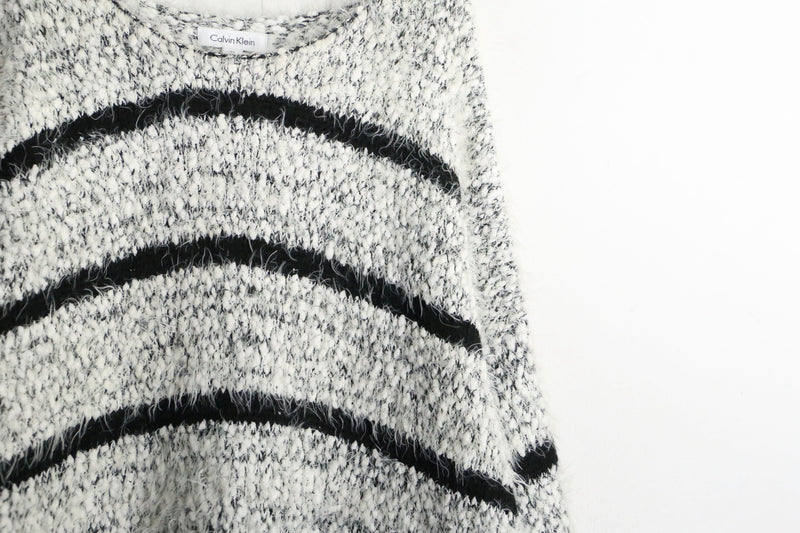 "Calvin Klein" border loose shaggy knit