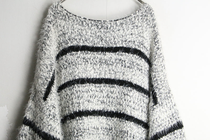 "Calvin Klein" border loose shaggy knit