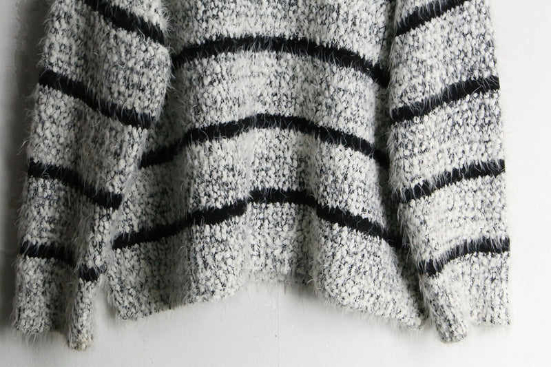 "Calvin Klein" border loose shaggy knit