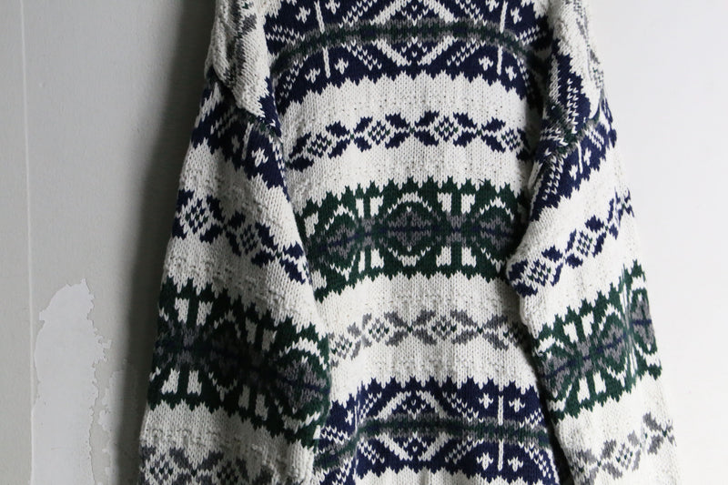 90’s “GAP” nordic monotone pattern knit