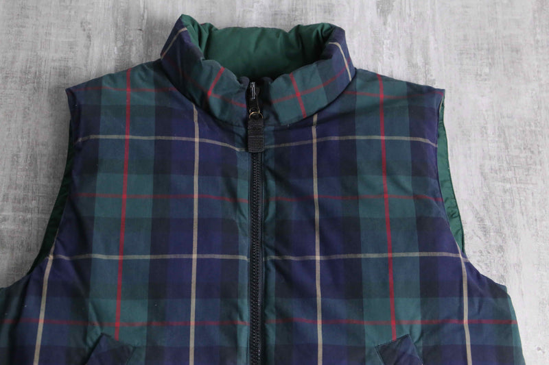 Eddie Bauer”reversible goose down vest