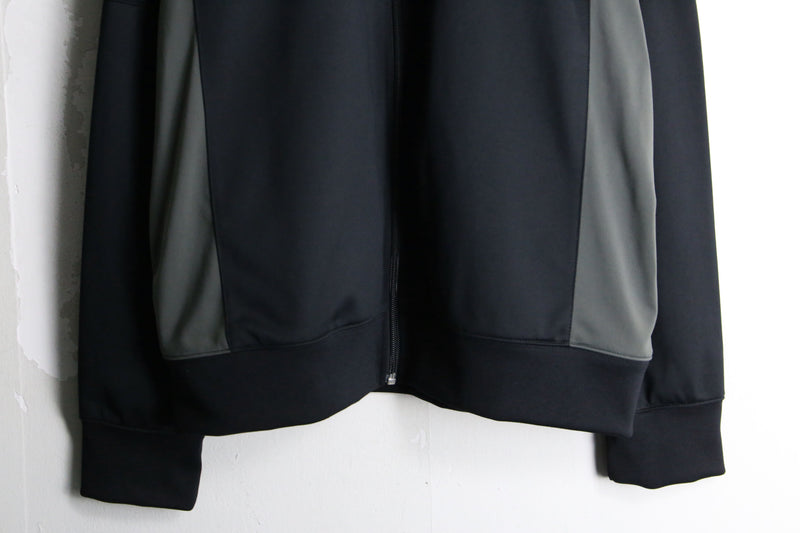 00’s “NIKE” bi-color track jacket