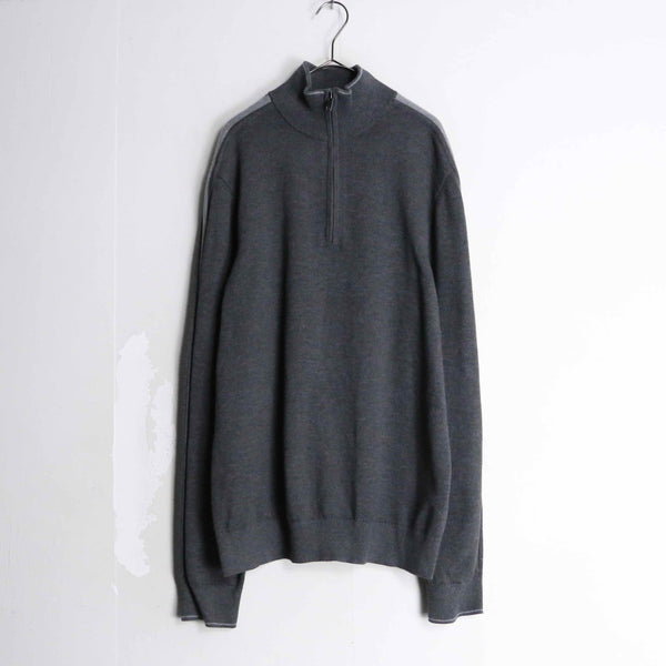 "Calvin Klein" glay color half zip knit