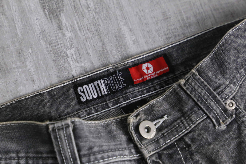 90's "SOUTHPOLE" wash gray embroidery short pants