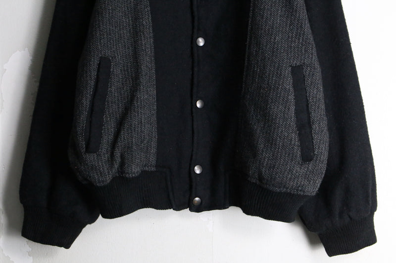 black color switch stripe wool blouson