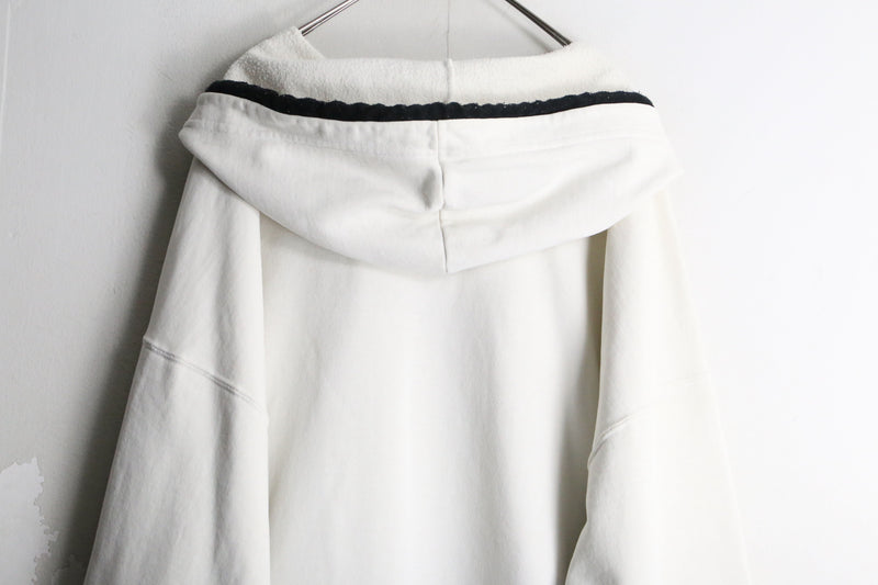 "NIKE" white color one point logo hoodie