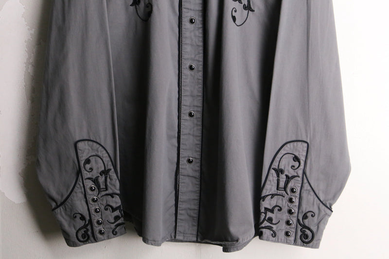 gray western L/S shirt