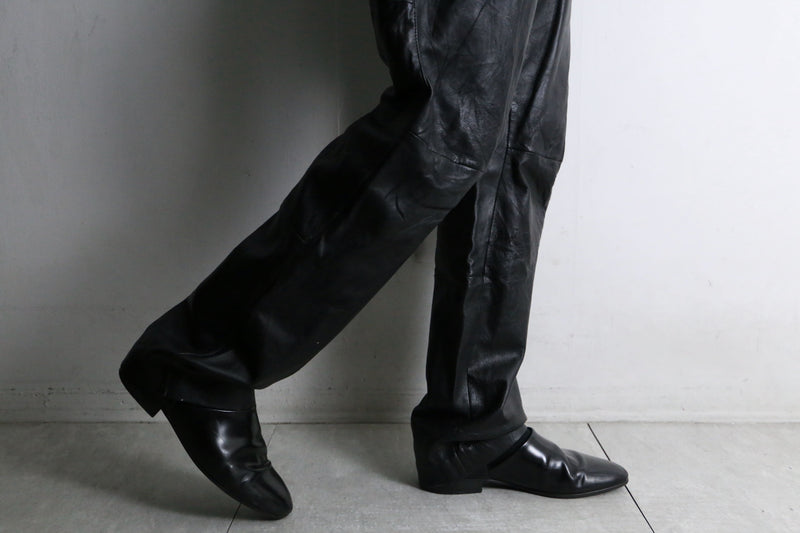 black color straight leather pants