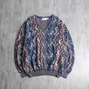 mulch wave pattern V-neck knit