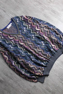 mulch wave pattern V-neck knit