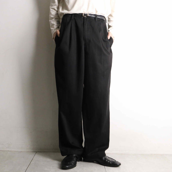 black color cotton twill chino trousers