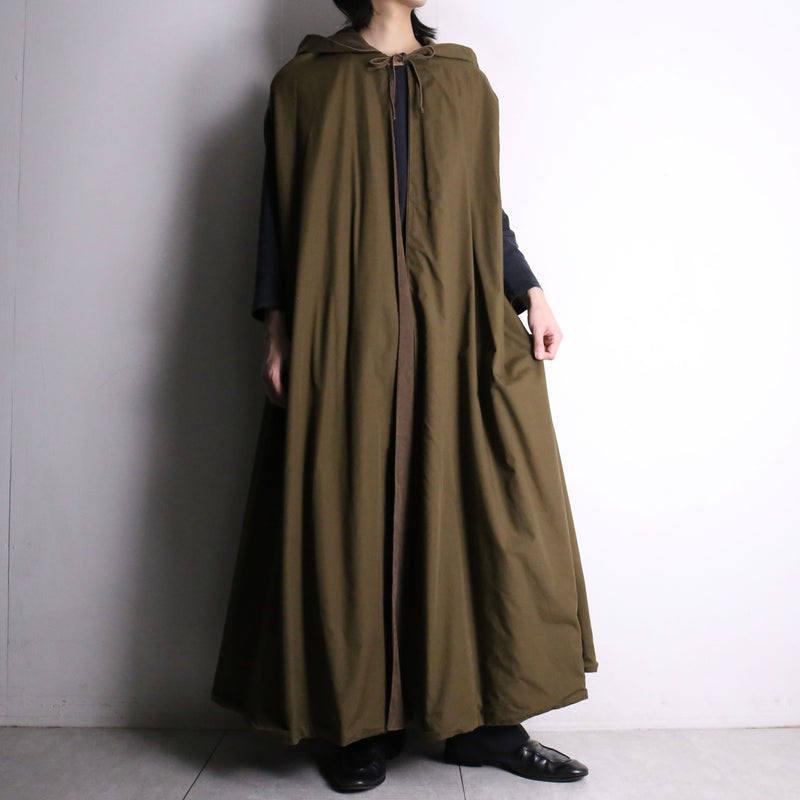 sleeve less long length robe