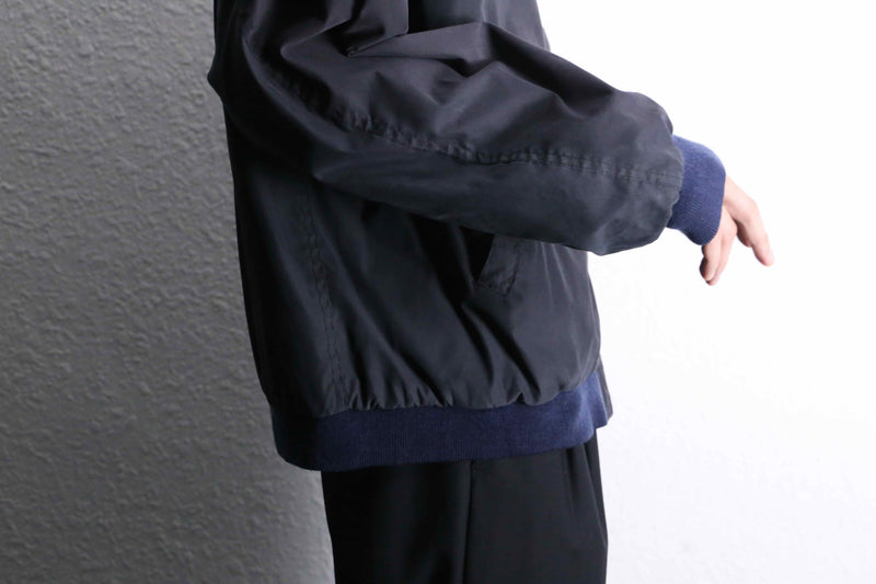 1990's black nylon zip up jacket