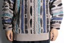 dark tone striped 3D knit sweater