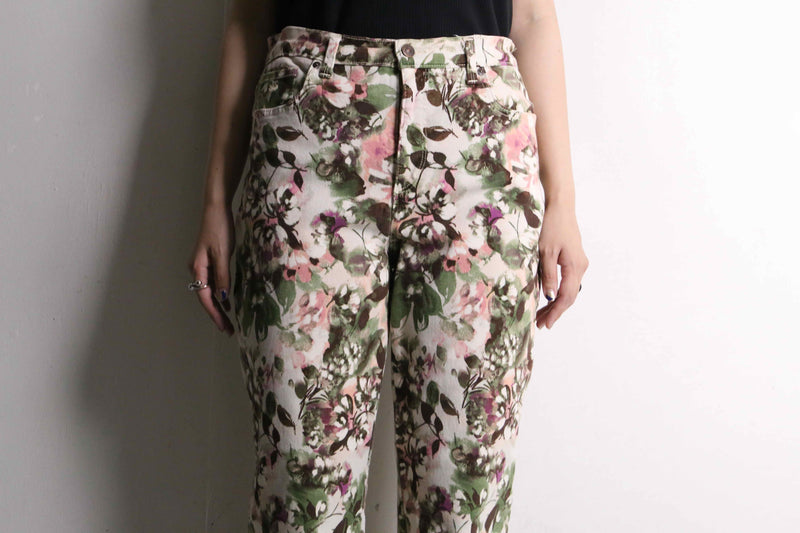 flower design tapered denim pants