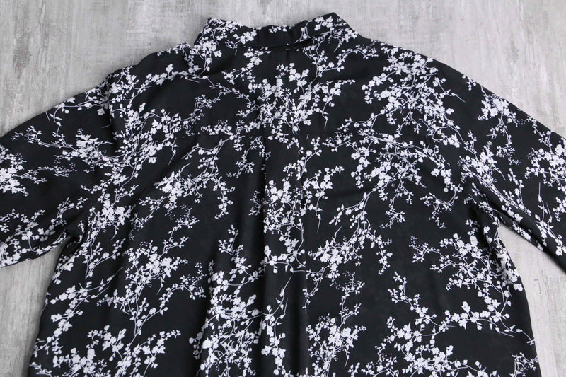 梅 motif design sheer shirt