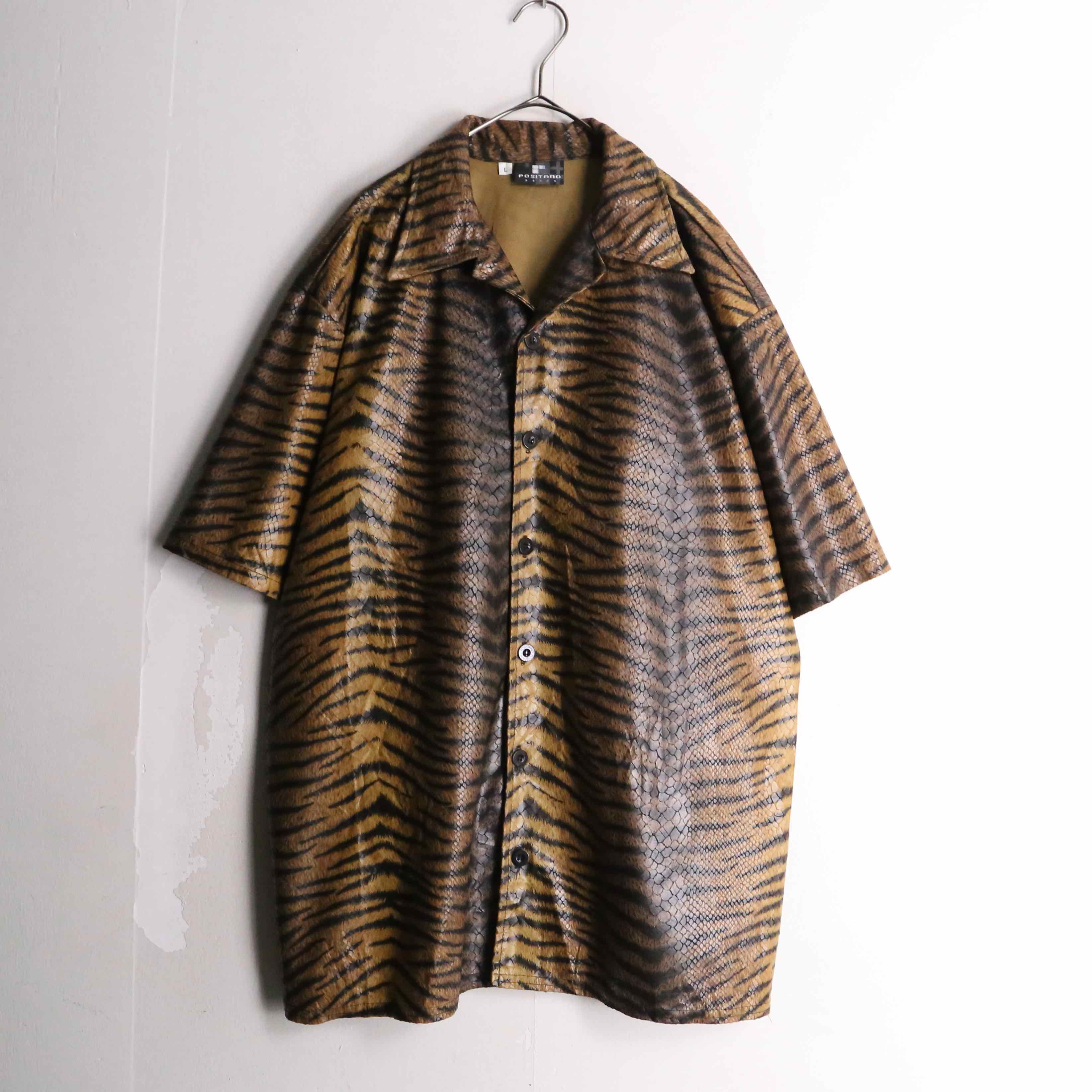 python laminate & tiger design h/s shirt