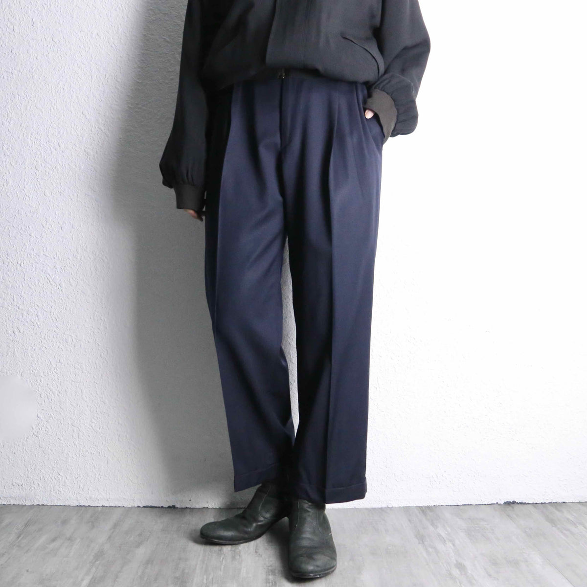 Zanella” gloss navy 2tuck tapered slacks Zanella” gloss navy 2tuck tapered slacks