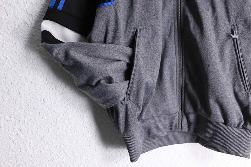 90’s “adidas” three stripe gray  base track jaket