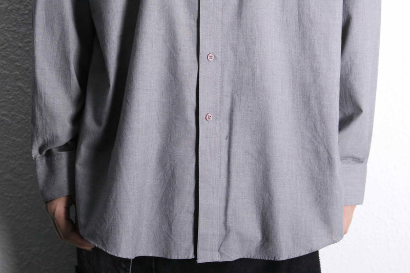 gray tone stripe shirt