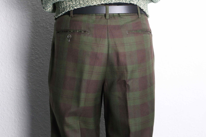 green × bordeaux check trousers
