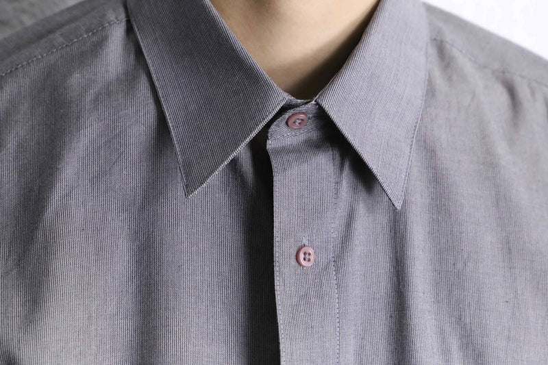 gray tone stripe shirt