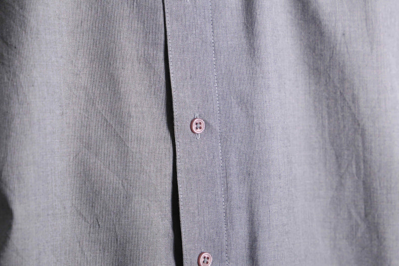 gray tone stripe shirt