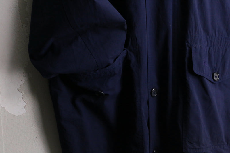 "Burberrys" navy color smooth half coat