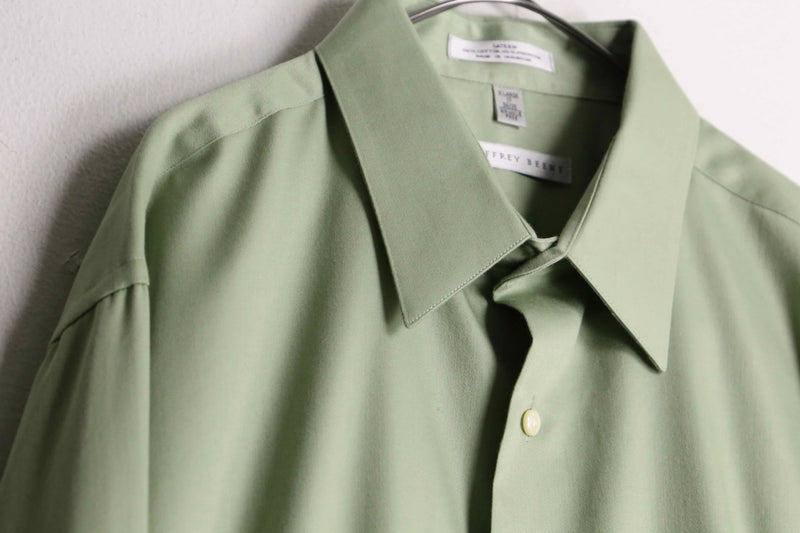 "GEOFFREY BEENE" pistacchio color dress shirt